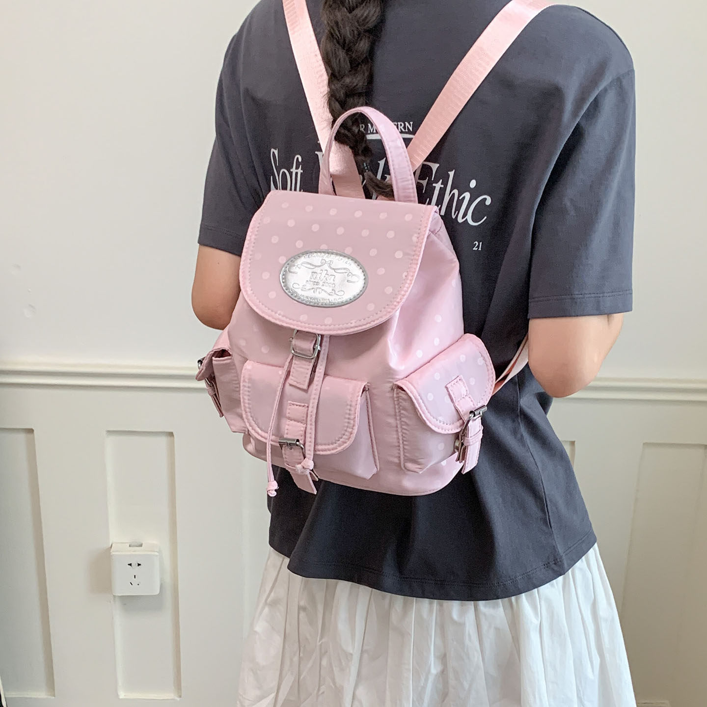 2026 bolsillo universitario clase coreana diaria inmujeres de viaje mochila ventosa punto de onda de mujer nueva mochila nicho