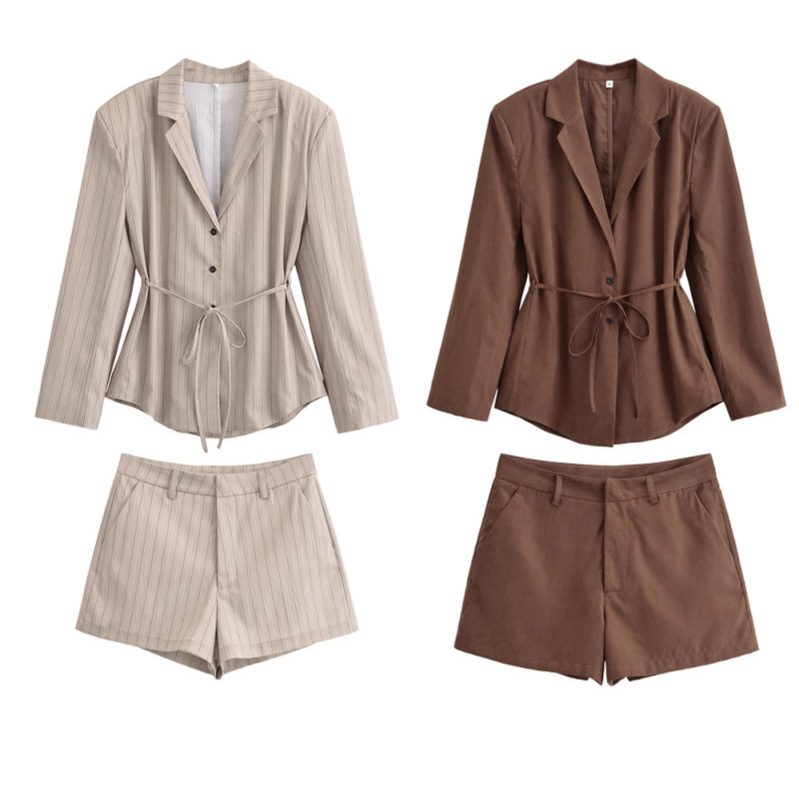 Ensemble tailleur d'été décontracté GraceChic Za pour femme, style européen et américain, coupe cintrée, blazer avec ceinture et mini-short à cravate._voghion.com