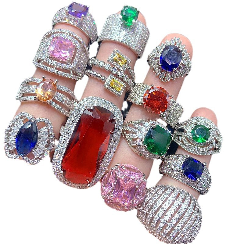 Eleganter Damenring Mit Zirkonia Stein Im Luxus Design_voghion.com