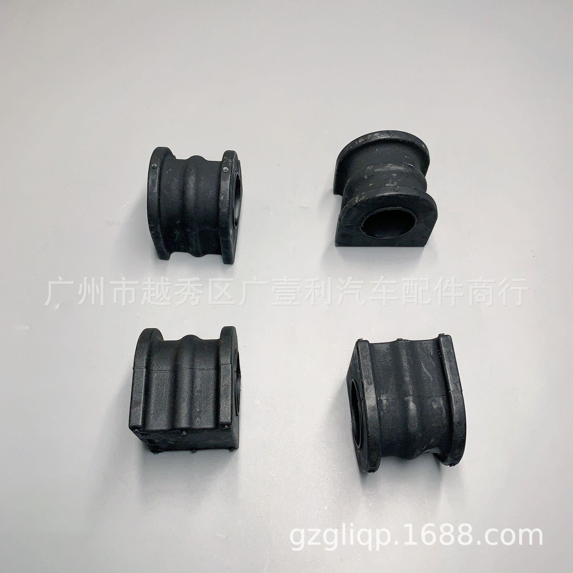 Suitable for 48815-50200 LS460 USF40 USF41 front parallel Rod rubber sleeve