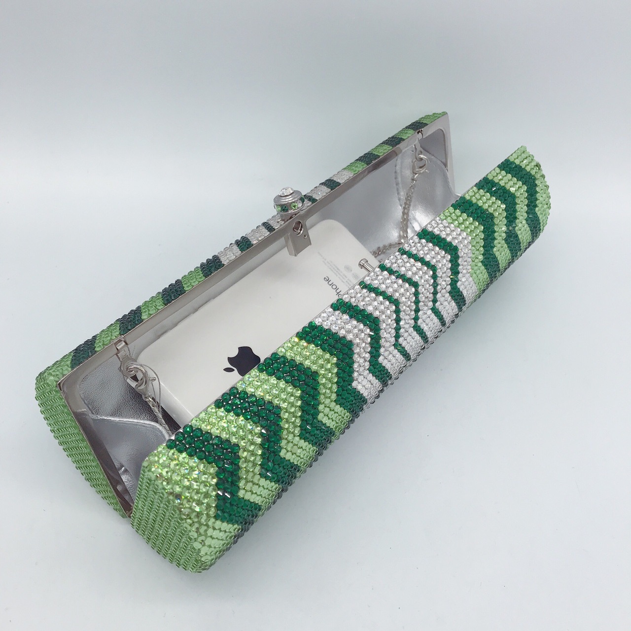 Fuente transfronteriza de diamantes hechos a mano bolsas de cena cadena cilíndrica verde estilo europeo y americano de lujo bolsas de mano de diamantes llenas de banquete
