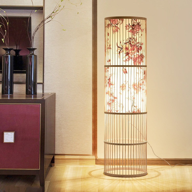 Chino lámpara de pie sala de estar bambú tejido lámpara de bambú japonés sala de té Club pasillo lámpara creativa Lámpara decorativa