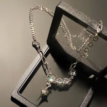 小众设计水滴月光石色项链ins风女潮高级感锁骨链冷淡风吊坠饰品