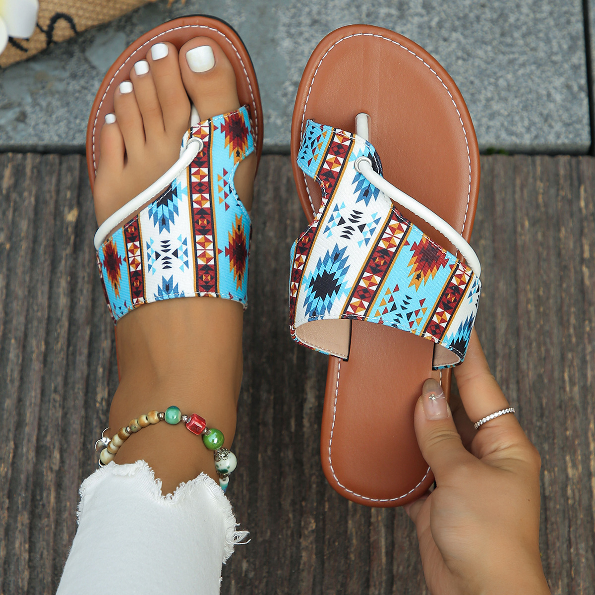 fashionable breathable ethnic sandals