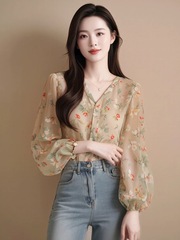 2025新型爆風春夏フランス絶美高級感シャツ上着砕花雪紡織長袖シャツ女夏金