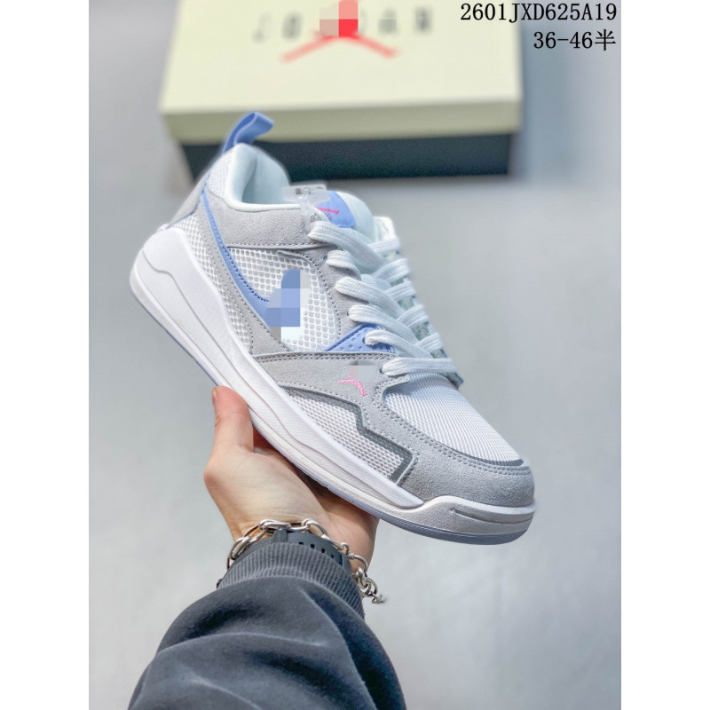 Original Cmft Era Year of the Horse Limited Edition New Year and Christmas Low-Top Basketball Shoes for Men and Women Couples Aj Red Sports Sneakers