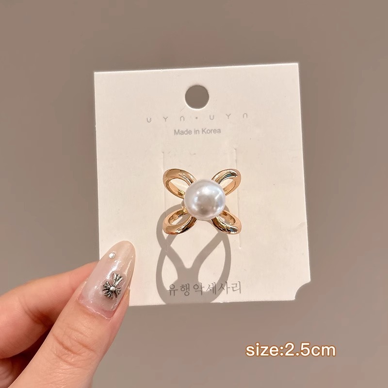 Botón de toalla de seda de alta calidad para mujer de alta gama 2025 nuevo estilo arco esquina anudada camisa de flores serpentina anudada hebilla anudada