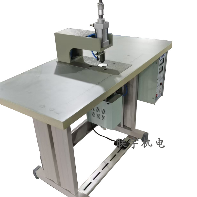 Luggage webbing welding machine helmet webbing welding machine ultrasonic nylon webbing welding machine Luggage webbing welding machine helmet webbing welding machine ultrasonic nylon webbing welding machine