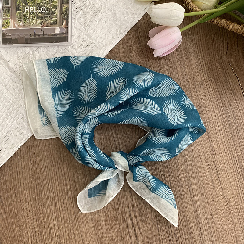 Pañuelo cuadrado pequeño, bufanda de seda, pañuelo floral de moda de verano para mujer, cinturón para el cabello de estilo pastoral, bufanda pequeña de alta calidad, accesorios para el cabello multifuncionales