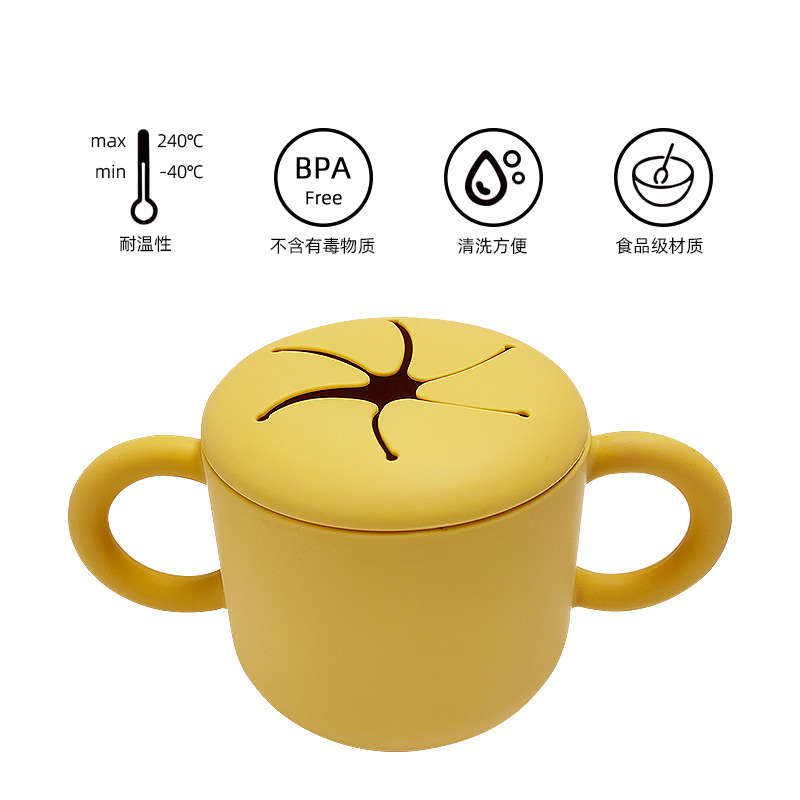 Doble oreja de tipo pétalo abierto de silicona snack taza con mango bebé snack caja creativa beber taza en stock
