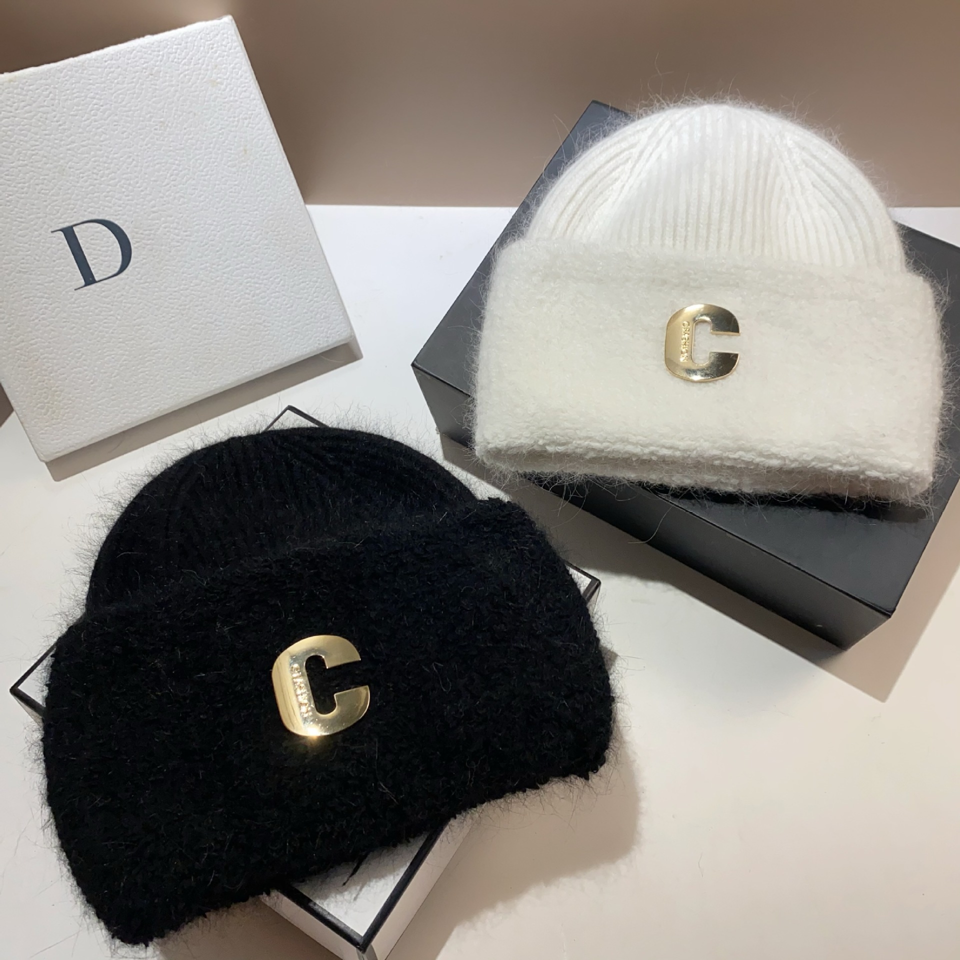 Originelles Design, neue, vergrößerte, verdickte Strickmütze aus Kaninchenhaar, C-Buchstabe, kalter Winter, warmer winddichter Gehörschutz im Freien_voghion.com