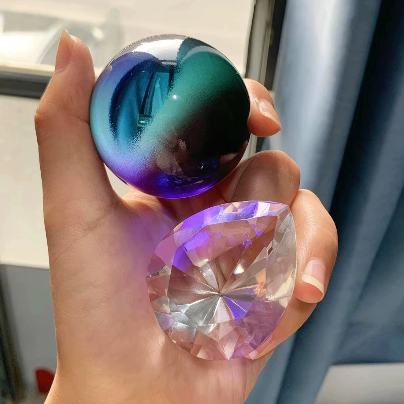 Tears of the Ocean Big Red Figure Heart of Africa Model Crystal Ball Boys Gift Game Delta Action Peripheral