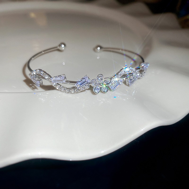 Pulsera elástica de diamantes de múltiples capas con perla artificial ins pulsera de moda exquisita pulsera de alta gama hermosa transfronteriza