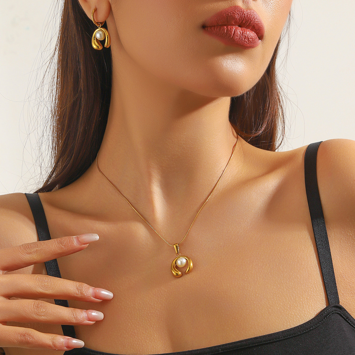 10g Weight Jewelry Set Classification snake chain Chain Type Earrings + Necklace Quantity Holiday, Daily Occasion 304 Stainless Steel Material Geometric, Heart Shape Pattern All Seasons Season Women's Gender Plating Design Vintage Style, Simple Style Style Wholesale Jewelry Vintage Style Simple Style Geometric Heart Shape 304 Stainless Steel Plating Jewelry Set Snake Chain 1