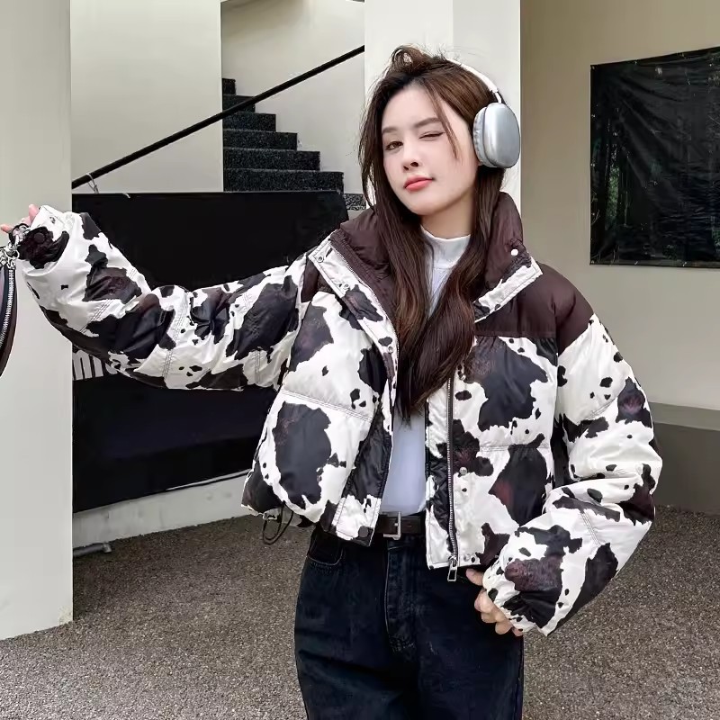 奶牛纹短款羽绒服女款2025冬季新款韩版宽松小个子立领面包服外套