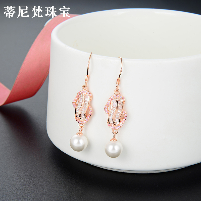 Cool accesorios de moda gancho de La Oreja de Corea del Sur s925 Plata Perla joyería pendientes de las mujeres elegantes pendientes de diamantes incrustados