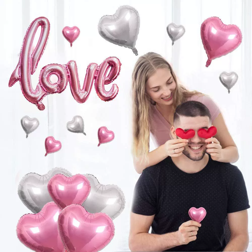 Fuchsia balloon heart shaped, set with letters