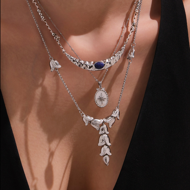 Mili ヨーロッパとアメリカのチタン鋼カイヤナイトムーンネックレスニッチホリデースタイル 18K ゴールドウミガメシェルペンダント DIY ジュエリー|undefined