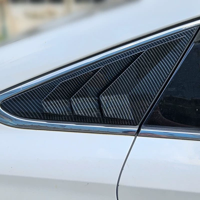 Blinds Modified with Decorative Mustang – Şüşə kənarı xromları/moldingləri