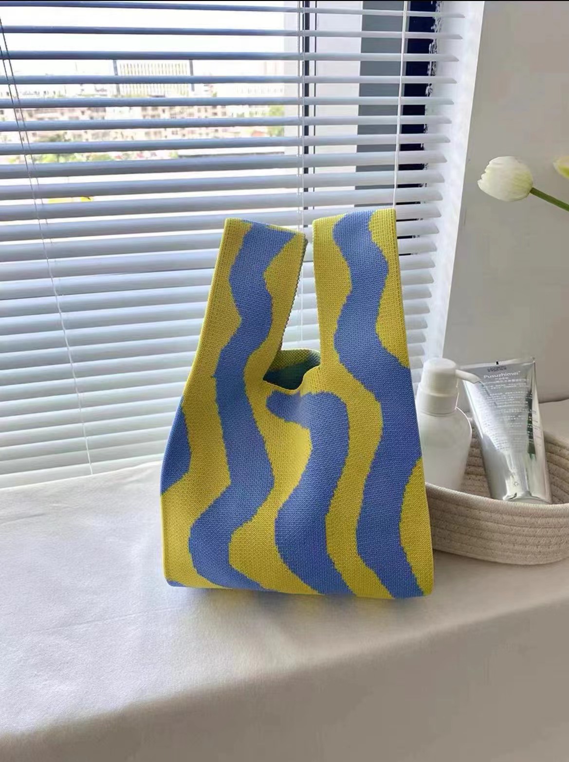 Yellow and blue wavy vertical bars