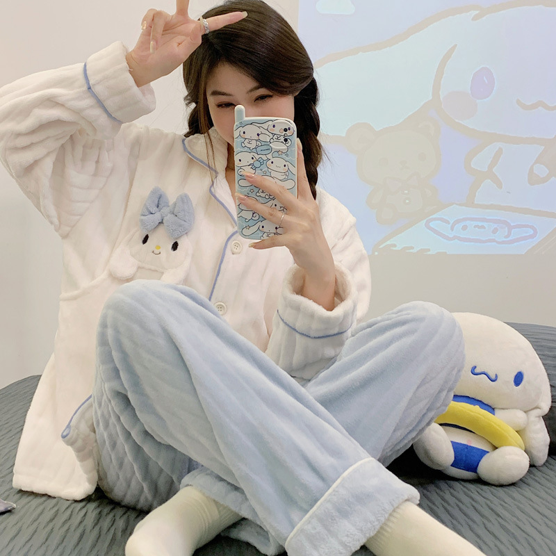 2024 Winter Moon Clothing Coral Fleece Cut Flower Thickened Warm Cardigan Sweet Cute Home Clothing Two-piece Set for Pregnant Women