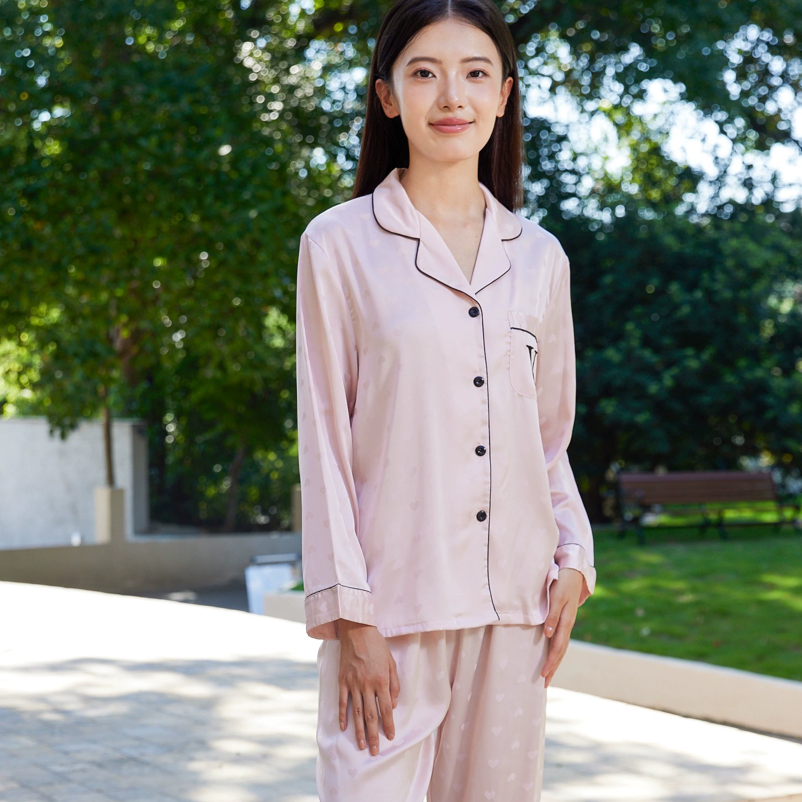 Свежие брюки с длинным рукавом весенне-осенние шелковые пижамы Женский летний кардиган Love Ice Silk Милый свободный домашний костюм, новинка