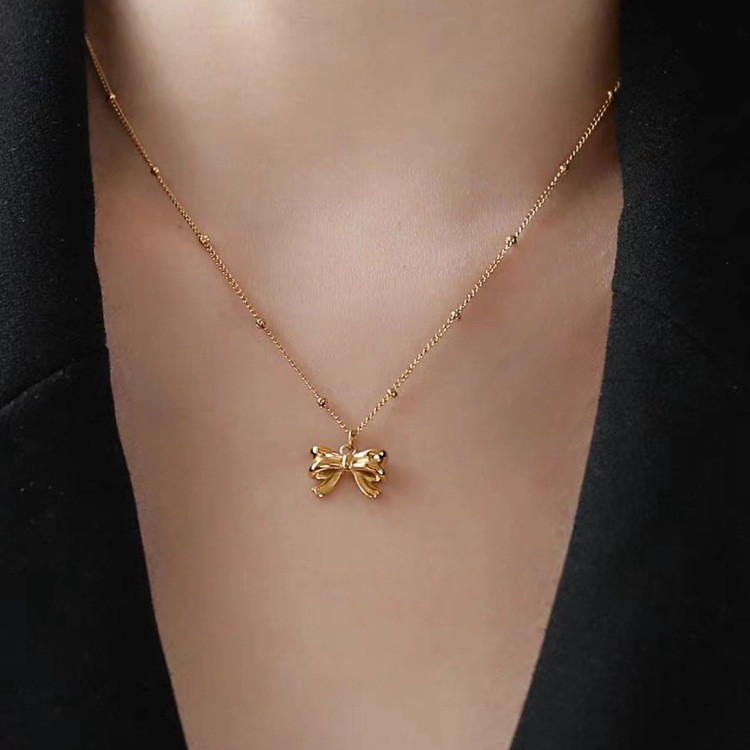 12g Weight 18K Gold Plated Plating Material Titanium Steel Copper 18K Gold Plated Retro Bow Knot Pendant Necklace