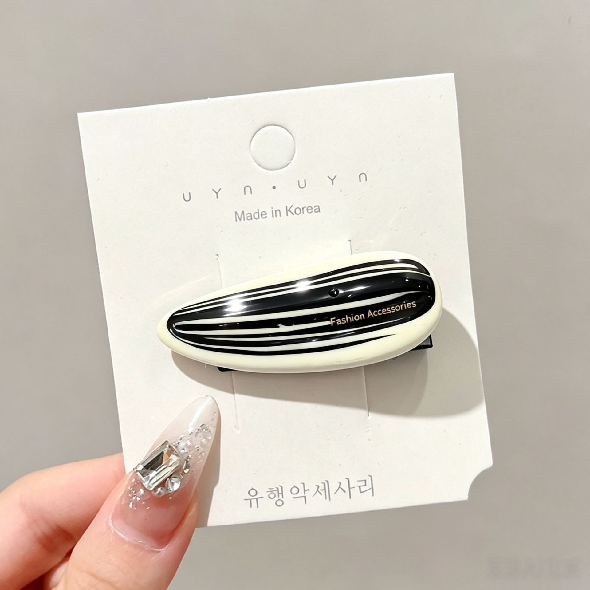 Tijeras de simulación divertidas bombilla pequeña horquilla tocado lado femenino frente Bangs clip de pelo roto horquilla accesorios para el cabello