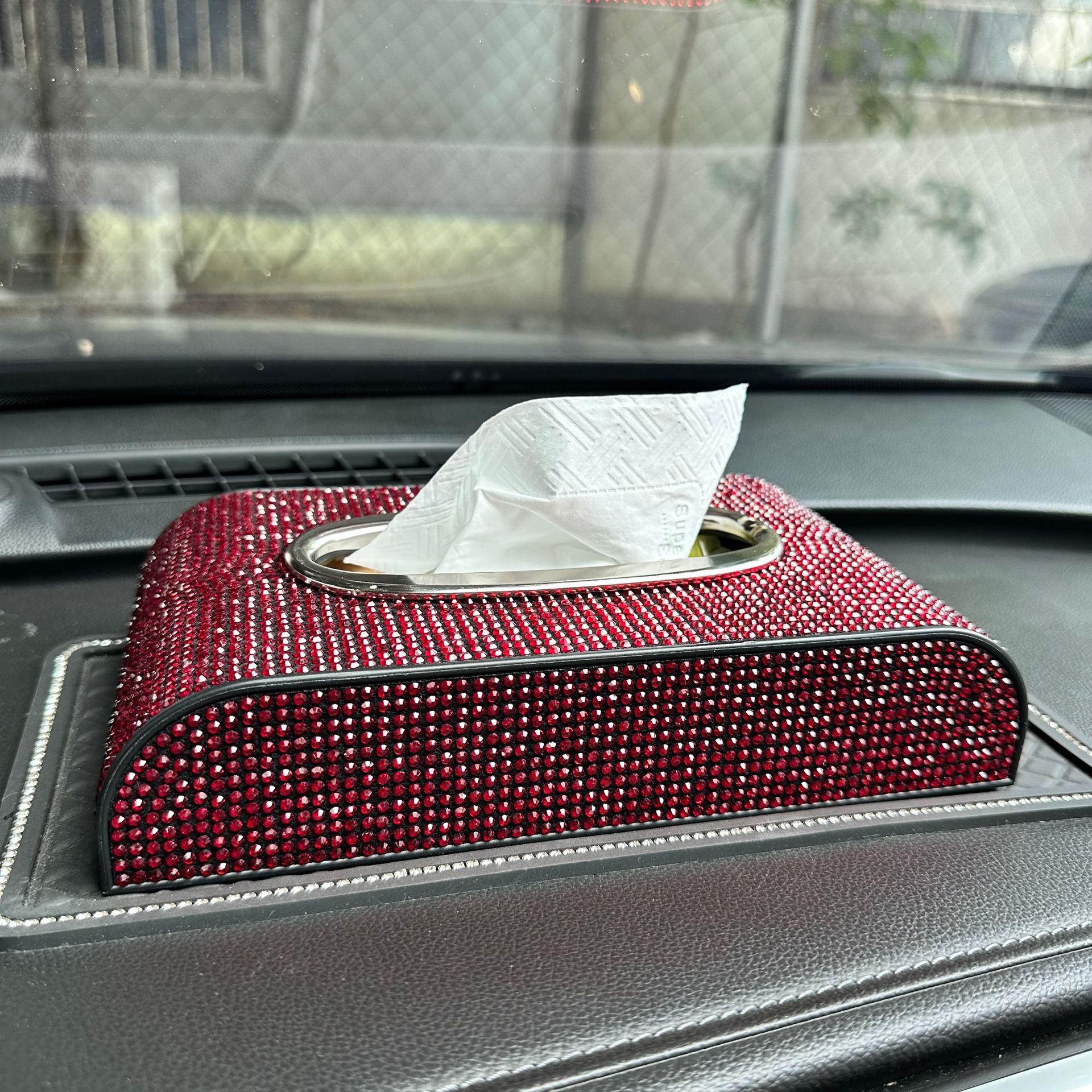 Diamond-Encrusted Car Tissue Box, Creative Car Interior Tissue Box, High-End Car Tissue Cover, Fashionable Decoration