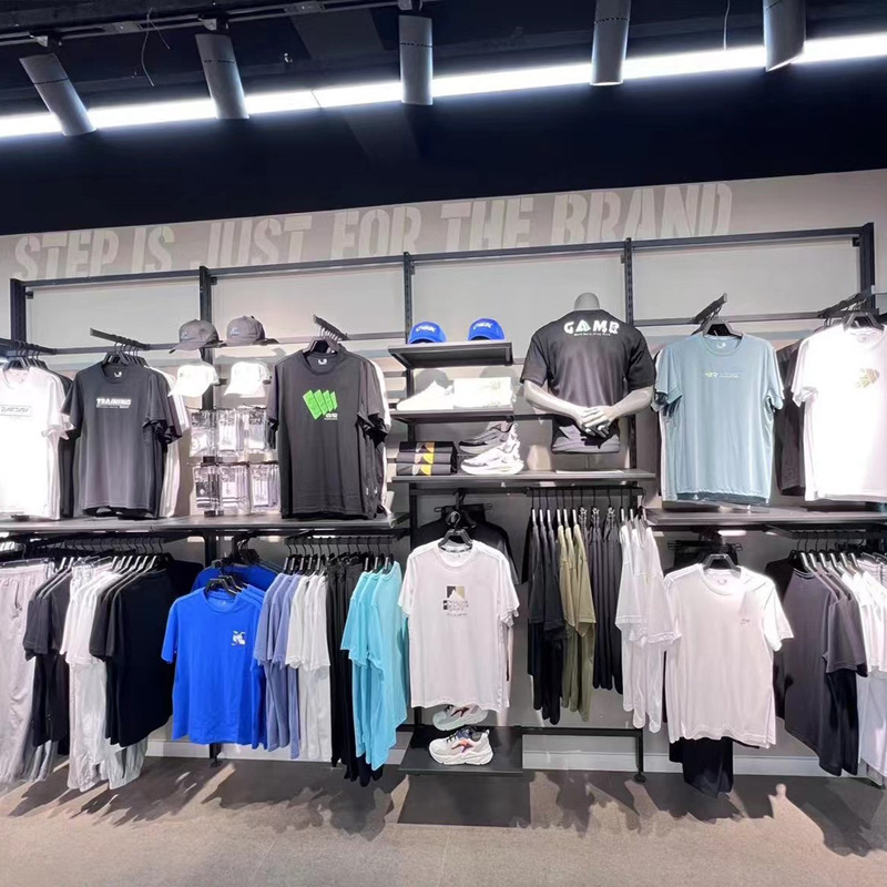 Mujeres y mujeres transfronterizas marca deportiva de ropa de exhibición estante de exhibición multicapa tienda de colgar percha de ropa estante de exhibición de ropa