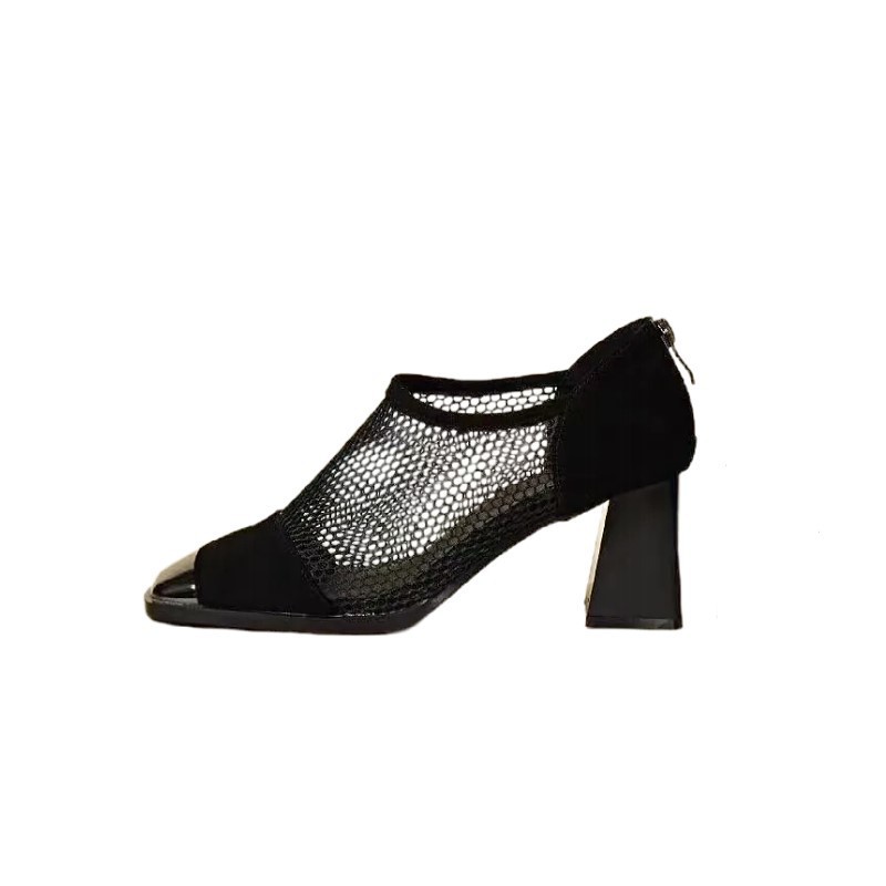 Sandalias de malla de hierro primavera y verano 2026 nuevos zapatos de estilo único para mujeres zapatos de malla de tacones altos de verano romanos zapatos de mujer huecos