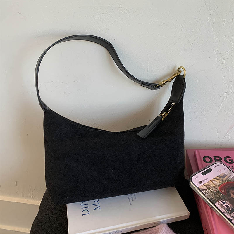 Retro Suede Underarm Bag Simple Pillow Bag Korean Style Crescent Bag Trendy Women's Commuter Shoulder Bag - Thumbnail 6