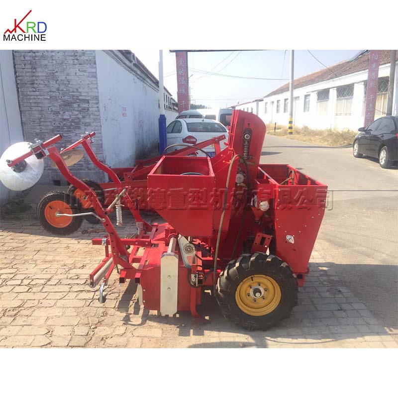 覆膜种植施肥一体机 后置式拖拉机种植机 单垄双行土豆种植机