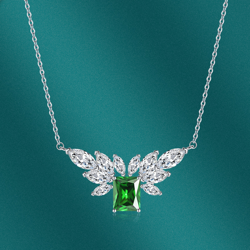 Fashion Geometric Copper Inlay Zircon Pendant Necklace 1 Piece