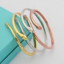 T家高品质V金电镀经典款响尾蛇开口手镯女轻奢气质简约小众手饰品
