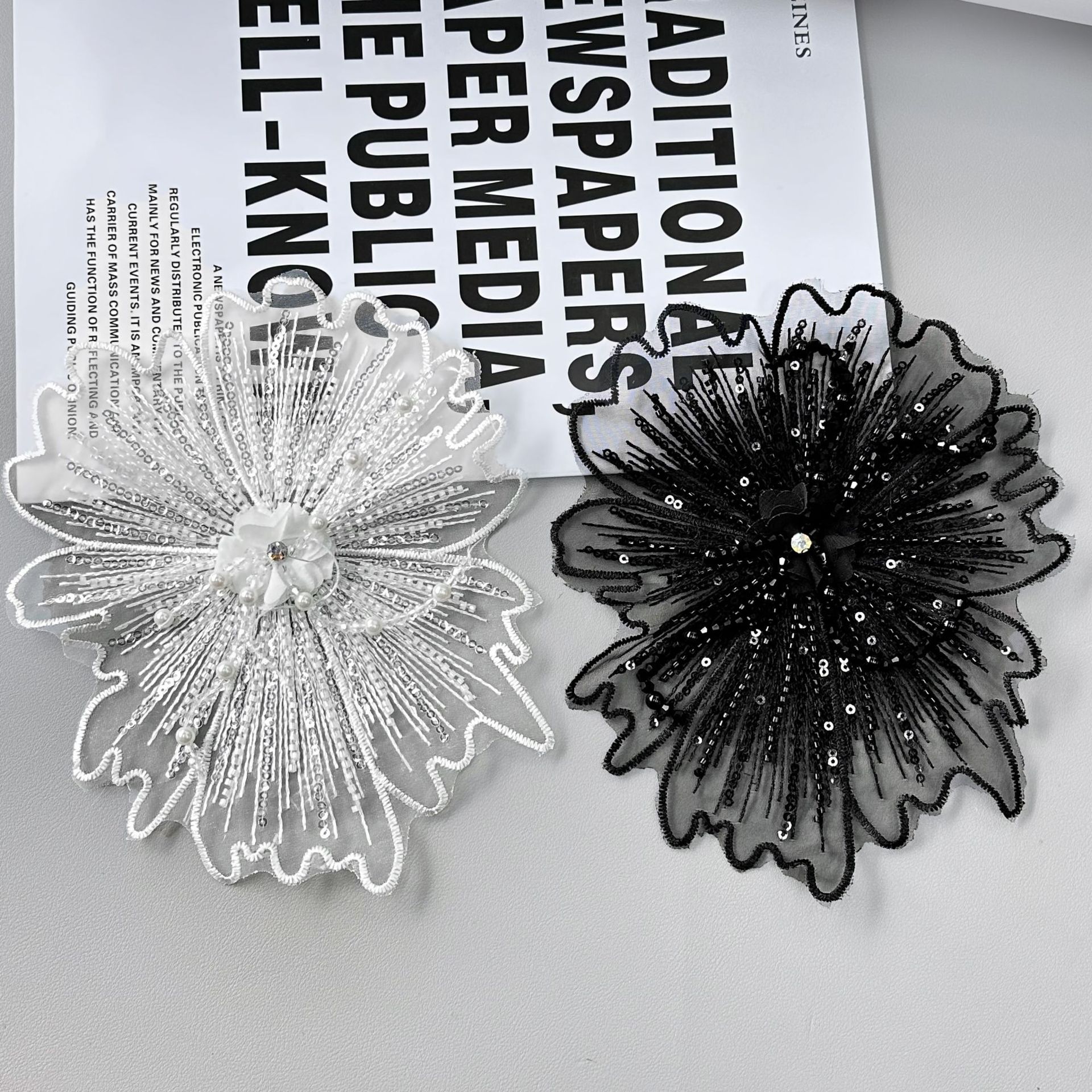 Cuentas de clavos estereoscópicos hechas a mano bordados sequinilla flor parche diy vestido de ropa infantil cheongsam diseño de ropa de actuación