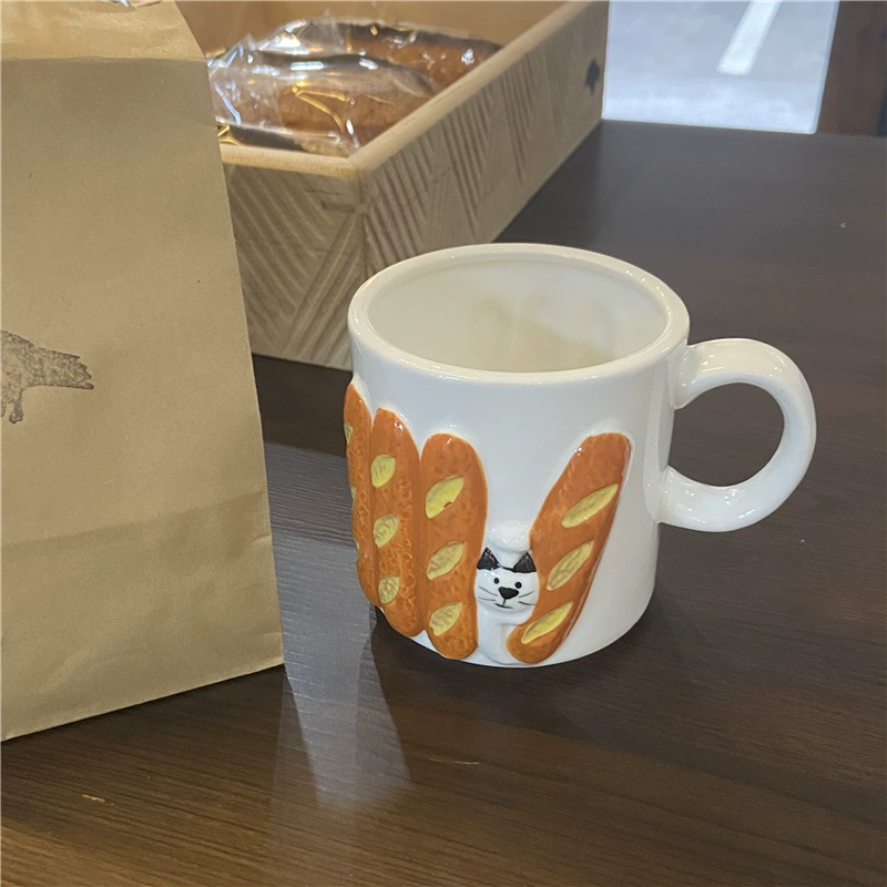 Hand‑drawn ceramic mug, Japanese‑style toast / French‑stick design, 301–400 ml
