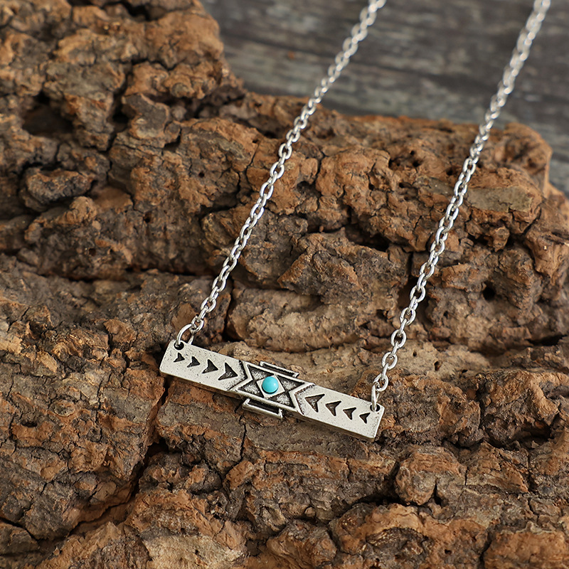 Vintage Style Novelty Triangle Rectangle Alloy Inlay Turquoise Women's Necklace display picture 4