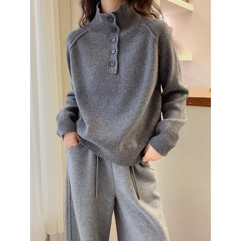 French-Style Knit Sweater with Button Design, Half-High Collar, Women's 2025 New Fashionable Versatile Knit Top