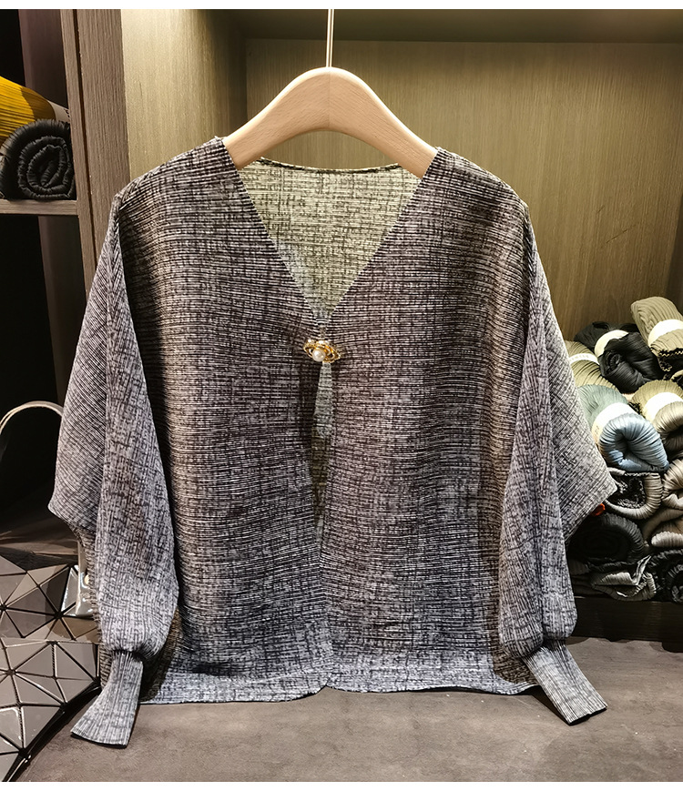 Áo khoác dáng rộng nữ tay lỡ cổ tròn chất liệu cotton thoáng mát — Màu hồng, màu xám, màu mơ chi tiết 13