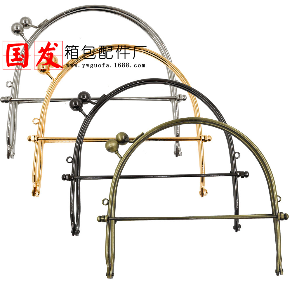 15.5cm de alambre de hierro bolso de mano mano oro al por mayor clásico portátil de cuatro colores bolso con bisagras opcional