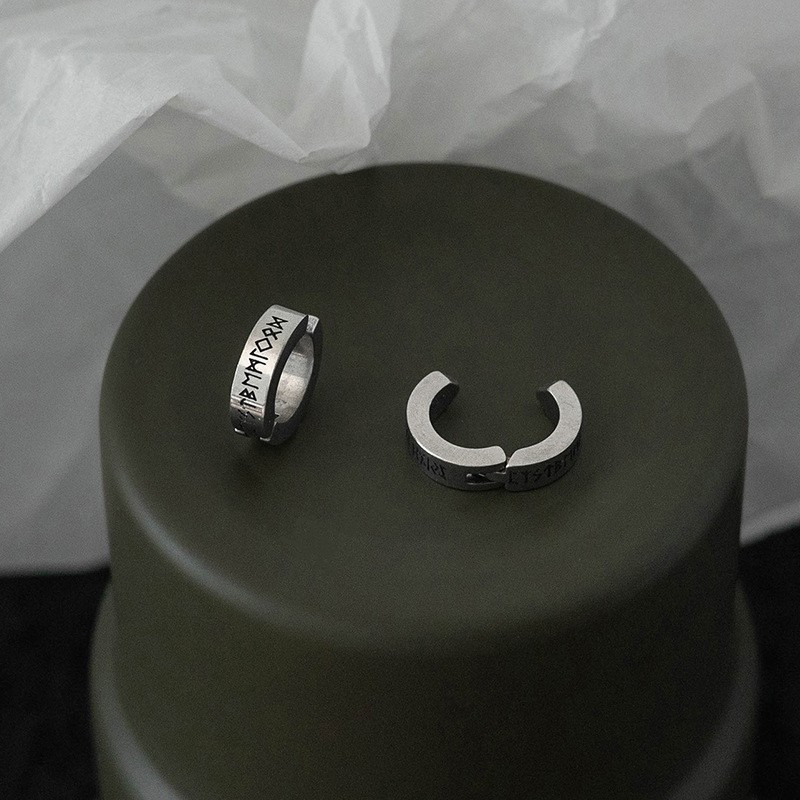 X299-A (rune ear clip) a pair