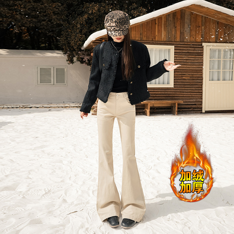 Old Money Style Fleece-Lined Hip-Enhancing Flared Jeans for Women, Autumn 2025 New Low to Mid-Rise Stretchy Slimming Pants