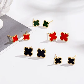 项链;耳钉;耳扣