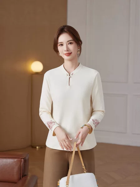 2026 Spring New Collection: Wholesale of Autumn and Winter Chinese Style Fleece-Lined Base Shirts for Middle-Aged and Elderly Mothers with Cuffed Sleeves