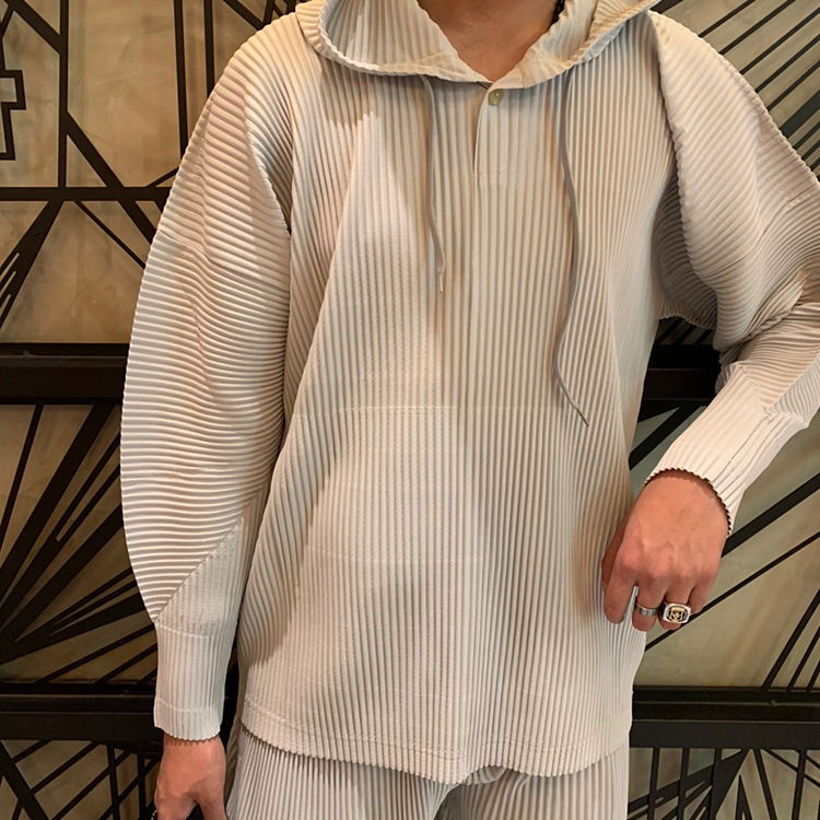 Japan Miyake Classic Pleated Jk110 Hooded Sweatshirt Loose Casual Simple Drawstring Pullover Hoodie for Men Japan Miyake Classic Pleated Jk110 Hooded Sweatshirt Loose Casual Simple Drawstring Pullover Hoodie for Men