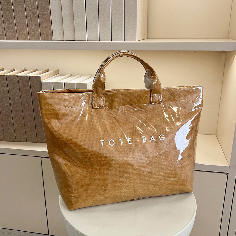 Manufacturer Retro Waterproof Dupont Paper Shoulder Bag Fashionable Commuting Large Capacity Tear-Resistant Kraft Paper Handbag Manufacturer Retro Waterproof Dupont Paper Shoulder Bag Fashionable Commuting Large Capacity Tear-Resistant Kraft Paper Handbag