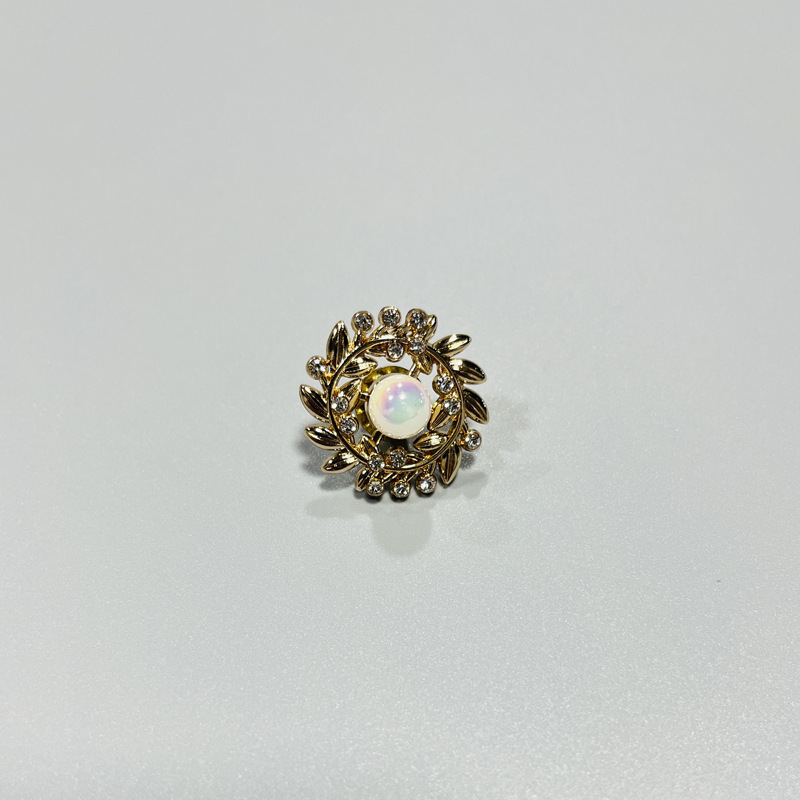 金属别针3952647.jpg