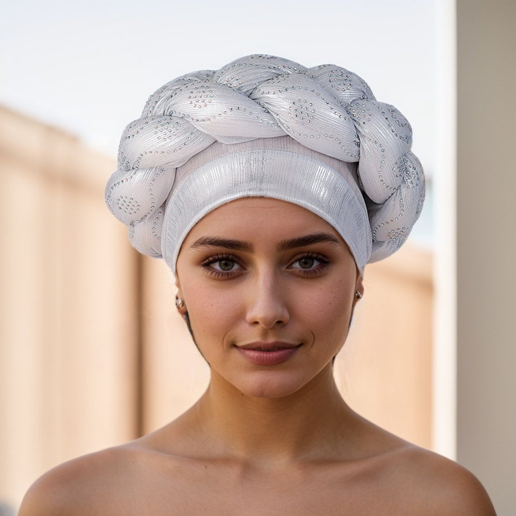 Turban hijab musulmano alla moda con treccia e strass_voghion.com