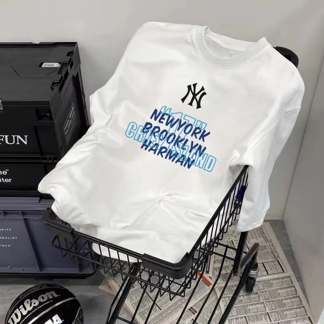 MLB/NY Yankees New Short-sleeved T-shirt Comfortable Breathable Casual Sports Loafed Version